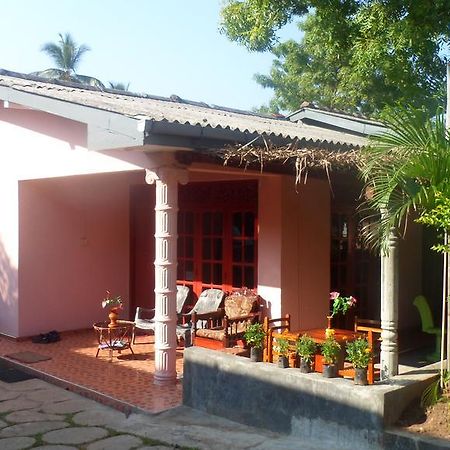 Thisal Guest House Polonnaruwa Exterior foto